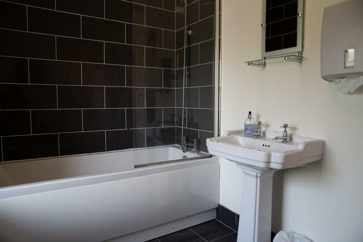Knightor Manor Bed & Breakfast Penwithick ภายนอก รูปภาพ