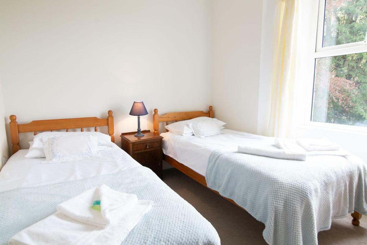 Knightor Manor Bed & Breakfast Penwithick ภายนอก รูปภาพ