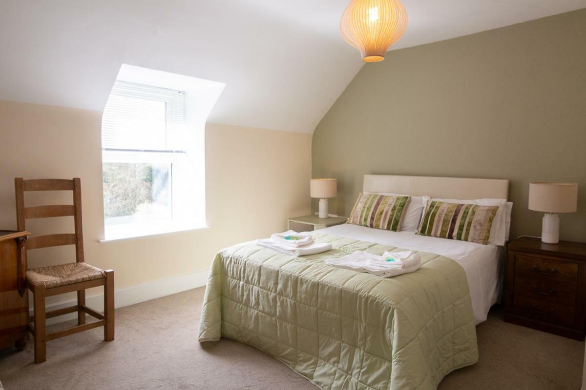 Knightor Manor Bed & Breakfast Penwithick ภายนอก รูปภาพ